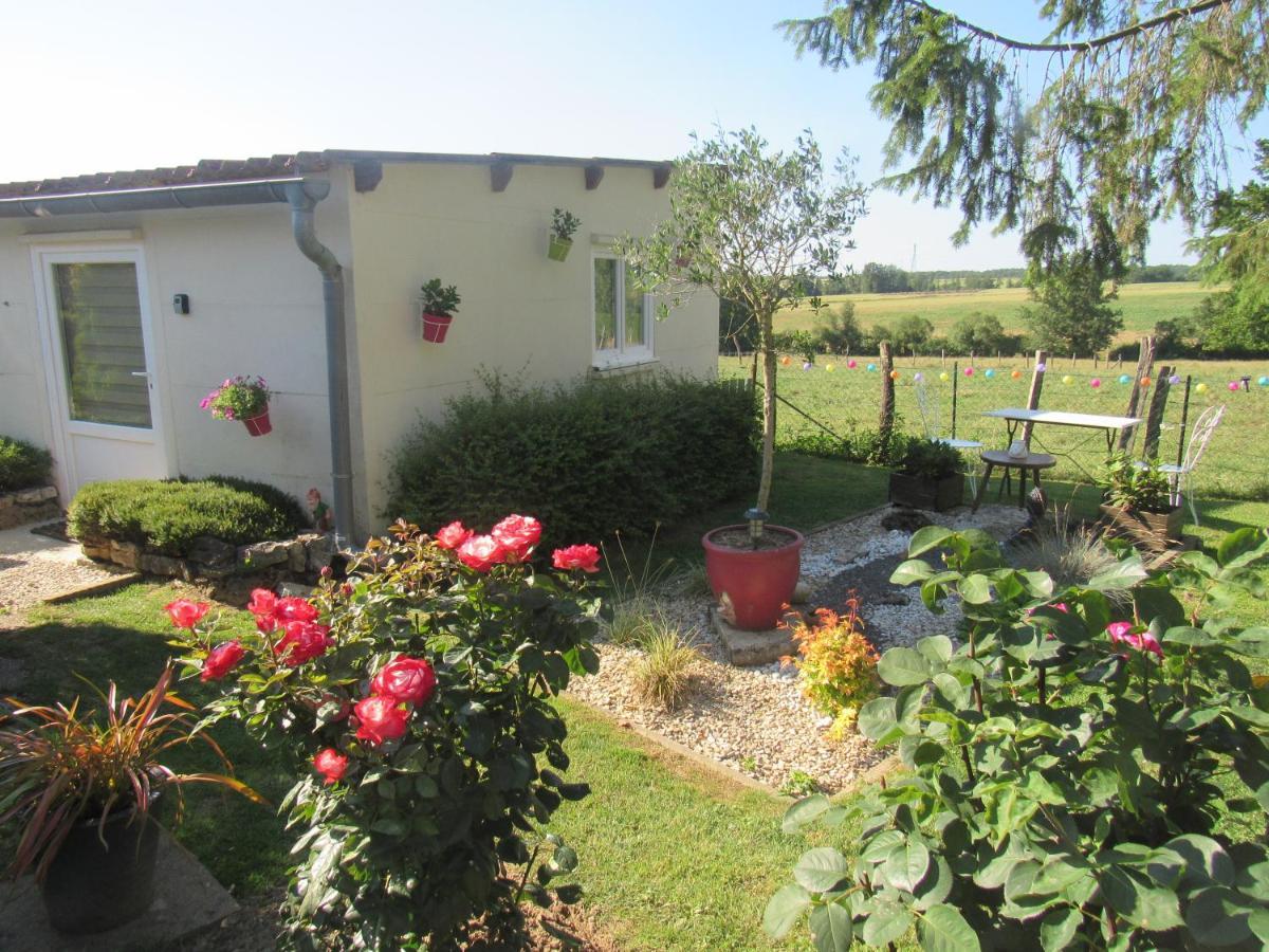 La Baroud' Er Bed & Breakfast Voillecomte Exterior photo