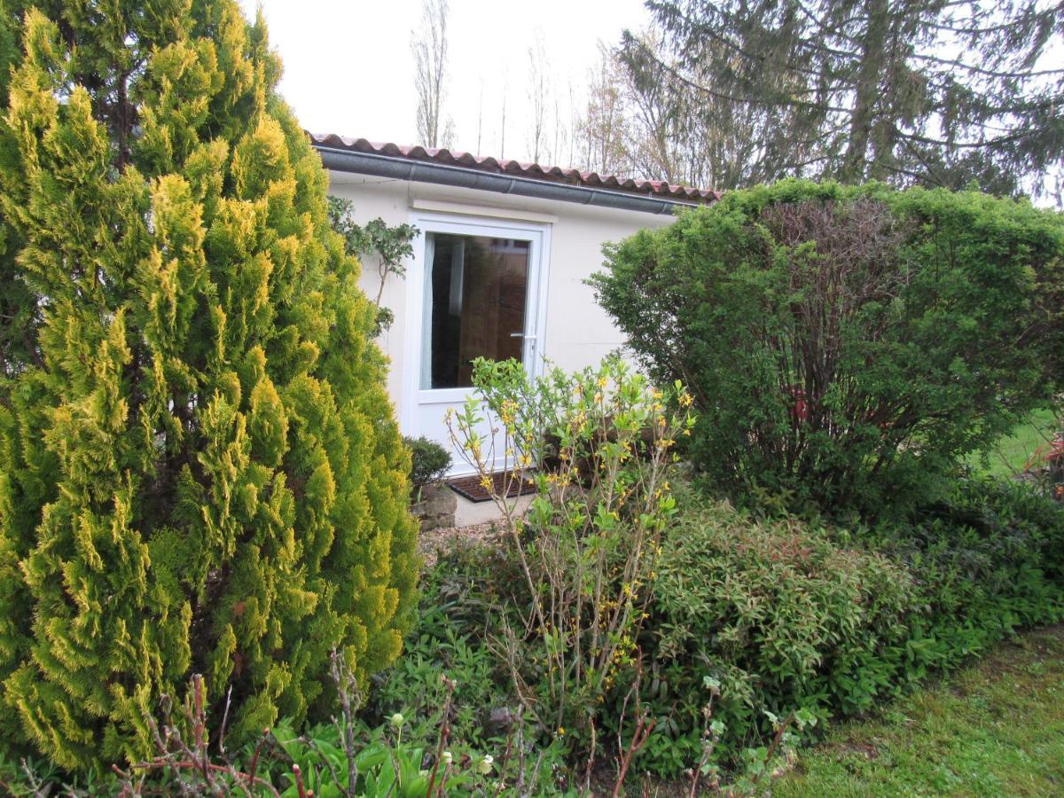 La Baroud' Er Bed & Breakfast Voillecomte Exterior photo